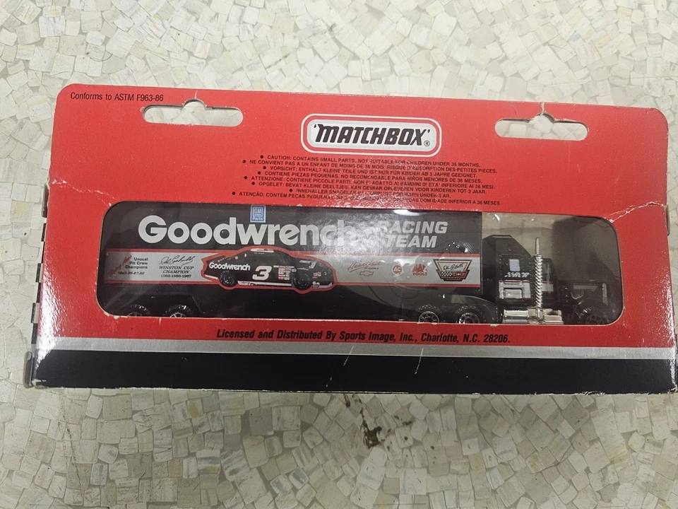Matchbox Superstar Transporters GOODWRENCH Racing Team 1990 Ltd Ed NIP - Image 3 of 4