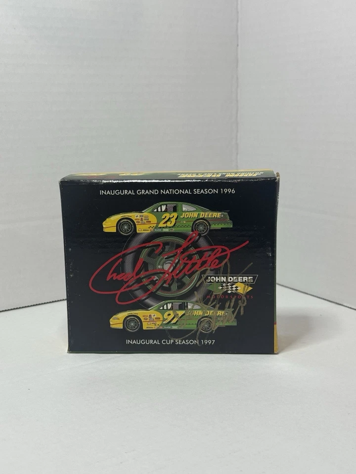 Copa Inaugural Chad Little John Deere Temporada 1997 NASCAR Racing Firmada Foto 3 de 4