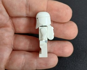 Lego Star Wars Snowtrooper Minifigure sw0115 from 8129 7749 7879 7666 4504 8084