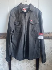 Men s Wrangler Long Sleeve Pearl Snap Shirt NWT Size S