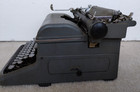 INOPERABLE  ROYAL  TYPEWRITER (PARTS ONLY) — photo 4