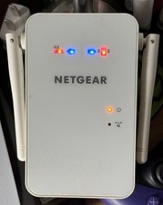 NETGEAR WiFi Range Extender Dual Band Antennas Plug-In Design
