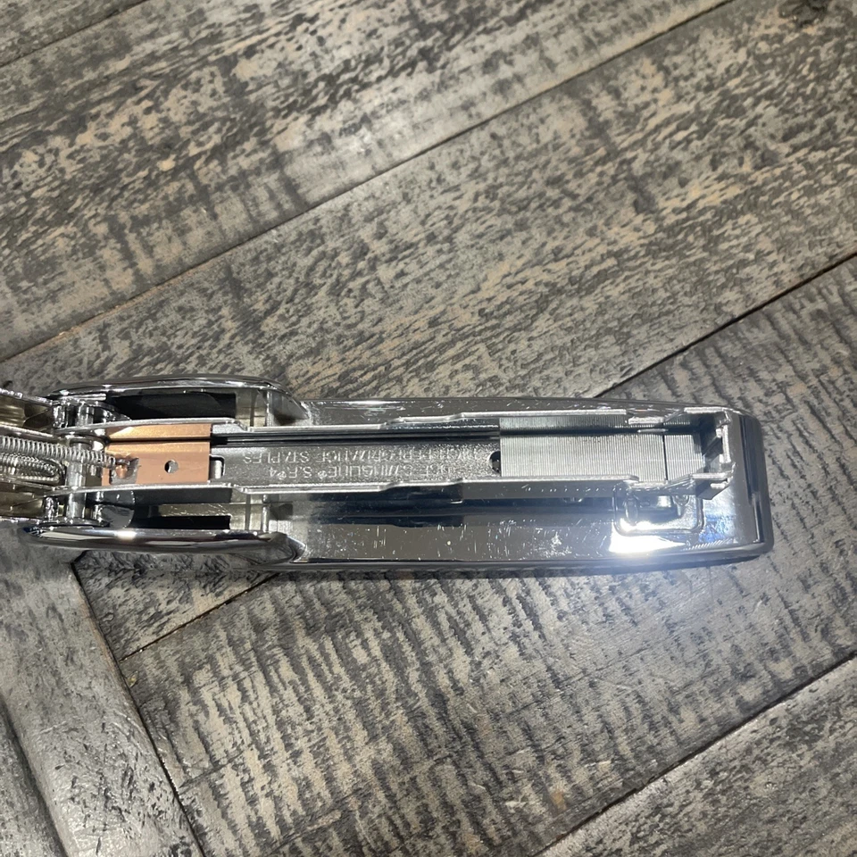 Grapadora Swingline #747xx cromada pulida. Spaceage Foto 4 de 4