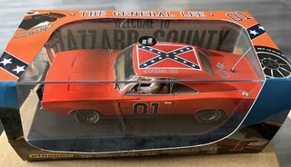 Scalextric /Pioneer P016 General Lee Dukes of Hazard Slot Car 1:32 Scale