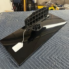 SAMSUNG UN46F5000 PEDESTAL STAND COMPLETE WITH SCREWS