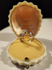 Anello Trilogy in Oro Bianco 18k con Diamanti Taglio Brillante 0.75 kt carati