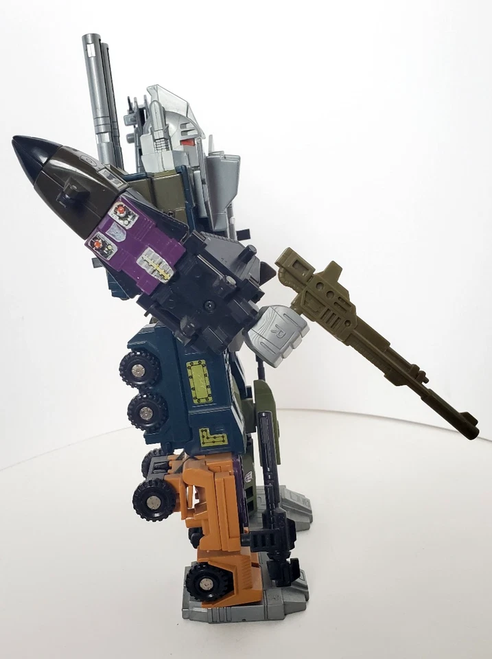 Transformers G1 Combaticon Combiner BRUTICUS (5 bots) - Image 4 of 4