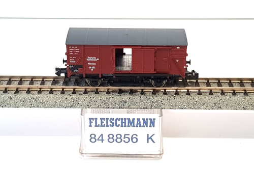 VAGÓN CERRADO 2 EJES 48 651 DRG ÉPOCA II FLEISCHMANN 84 8856 (G533) | Condition: Nuevo