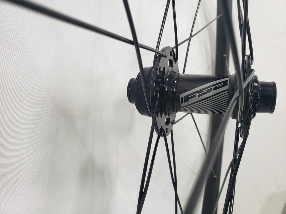 Juego de ruedas FSA 29" sin serie MTB tubeless CL/SH TA12/15-X12 nuevo Foto 4 de 4