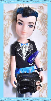 Vtg MGA Bratz World Boyz Punkz Eitan Doll Clothes Outfit Shoes Restyled Y2K Boy