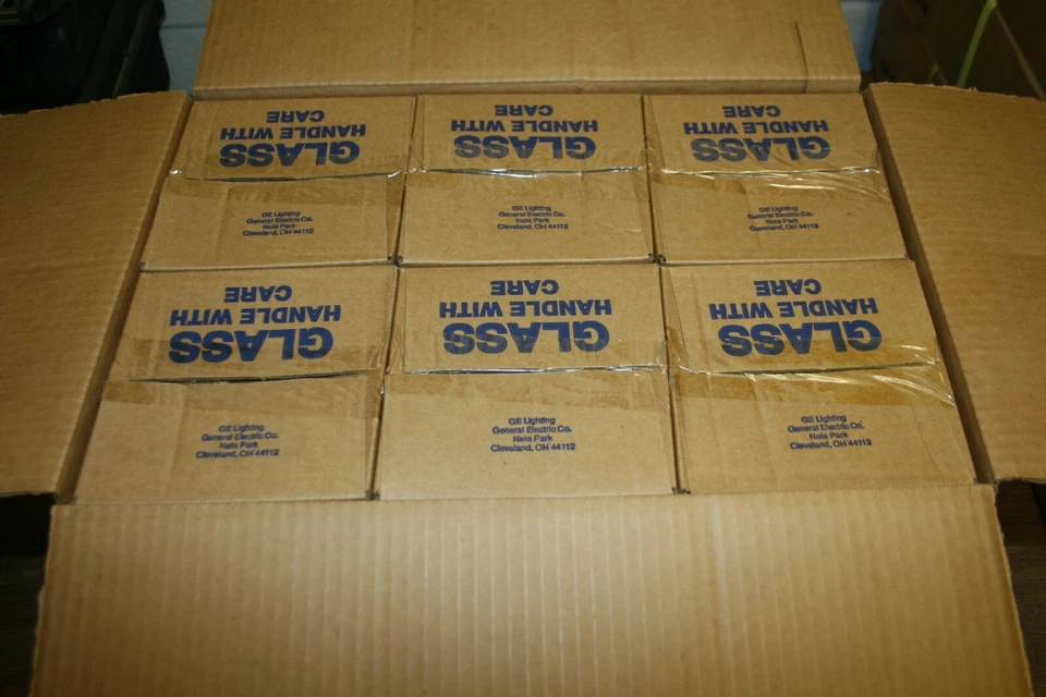 BOX of 12 PAR56 Plug-in Lightbulbs 399W 115V Incandescent Bulb Stage Lighting - Image 4 of 4