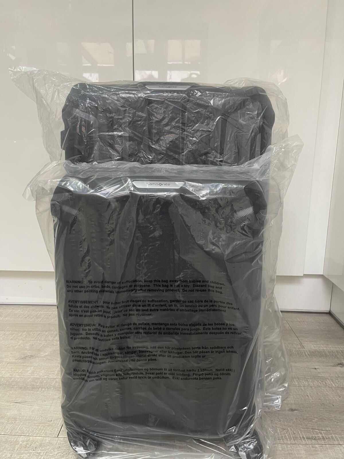 Maleta Samsonite Grande + Cabina con Bloqueo TSA, Ampliable, Puerto USB, 125 Litros