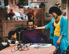 * PHYLICIA RASHAD * signed autographed 8x10 photo * THE COSBY SHOW * 9