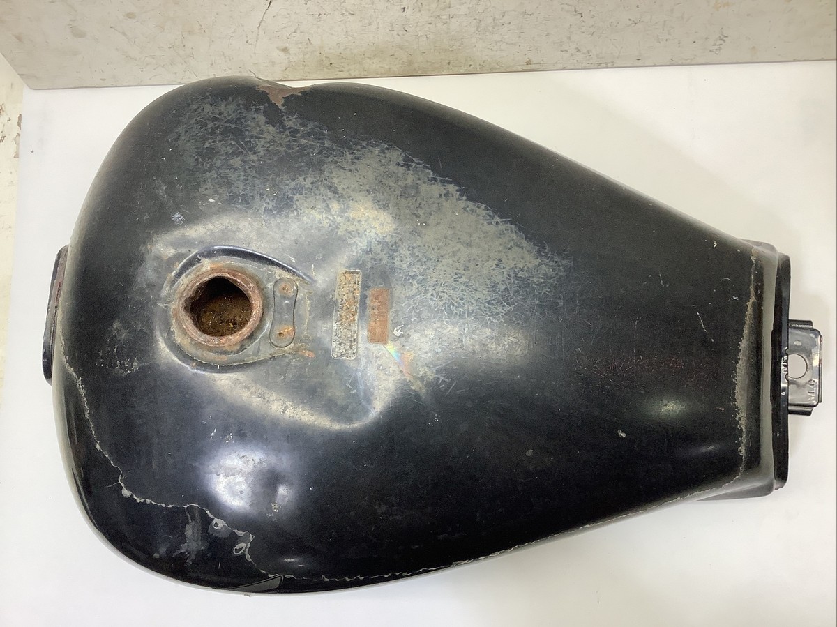 1995 Honda CB750 Nighthawk Gas Tank Dented Heavy Rust Inside No