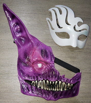 2 HALLOWEEN HALF MASK 1 SIDE FACE COVER PURPLE MONSTER LATEX