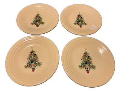 Homer Laughlin FIESTA CHRISTMAS TREE 9” Luncheon Plates Yellow