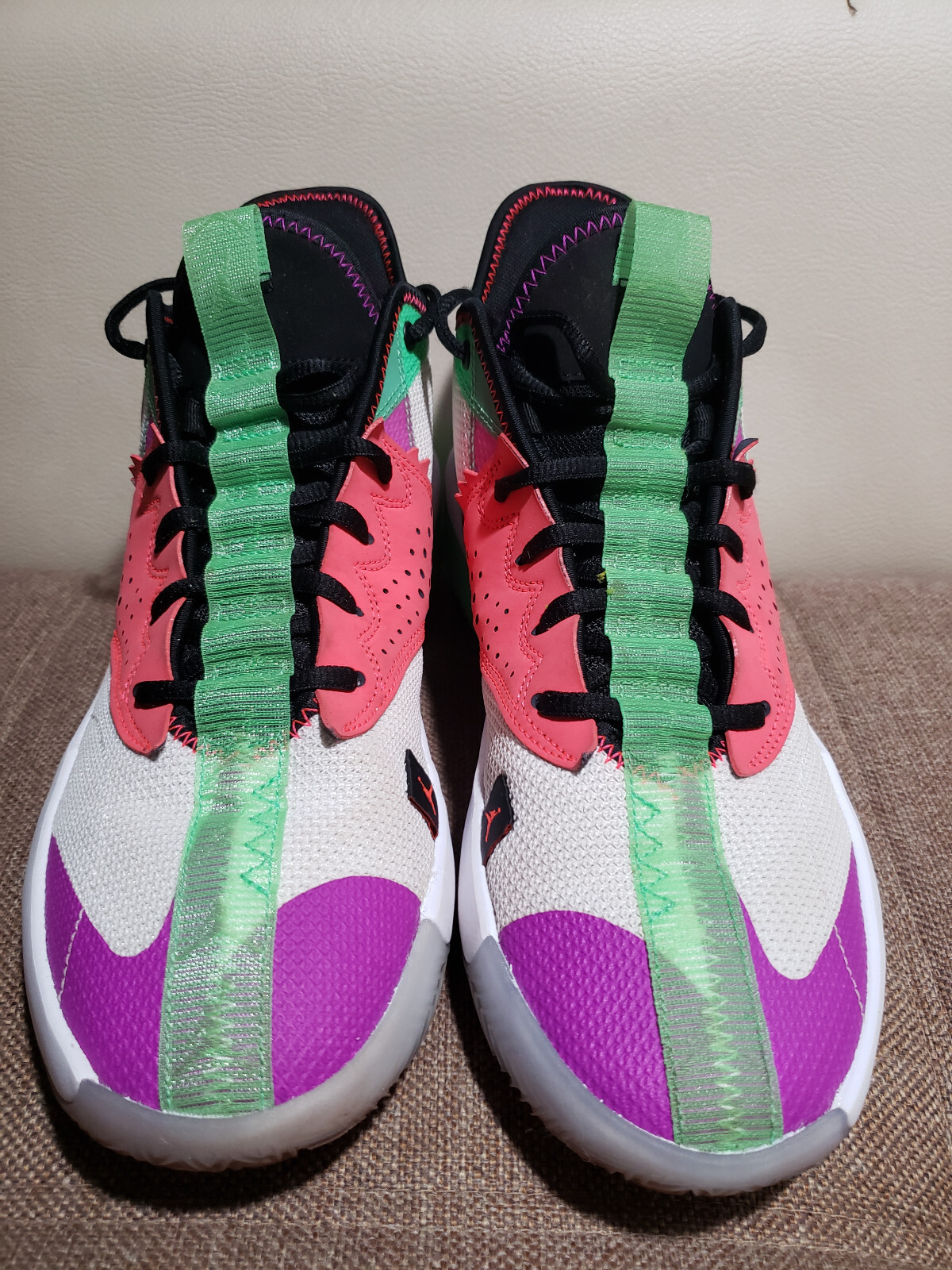 NIKE Jordan React Elevation White Hyper Violet - image 3