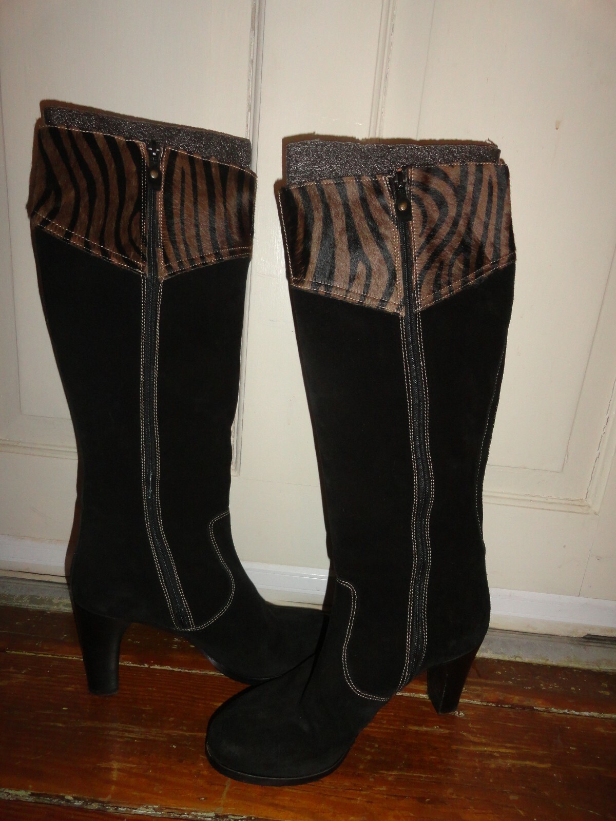 grigiarancio suede boots