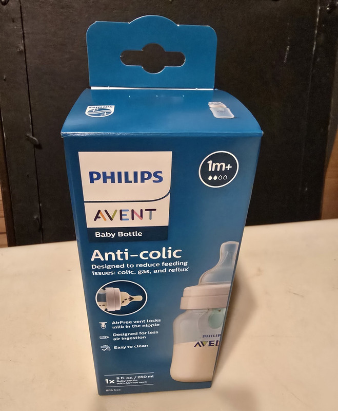 Philips AVENT Anti-Colic Wide Neck Bottle 260ml 9oz Medium Flow SCY703/91