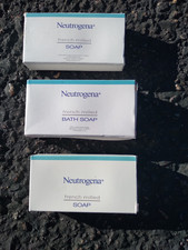Neutrogena French Milled Bar Soap x 3 NEW