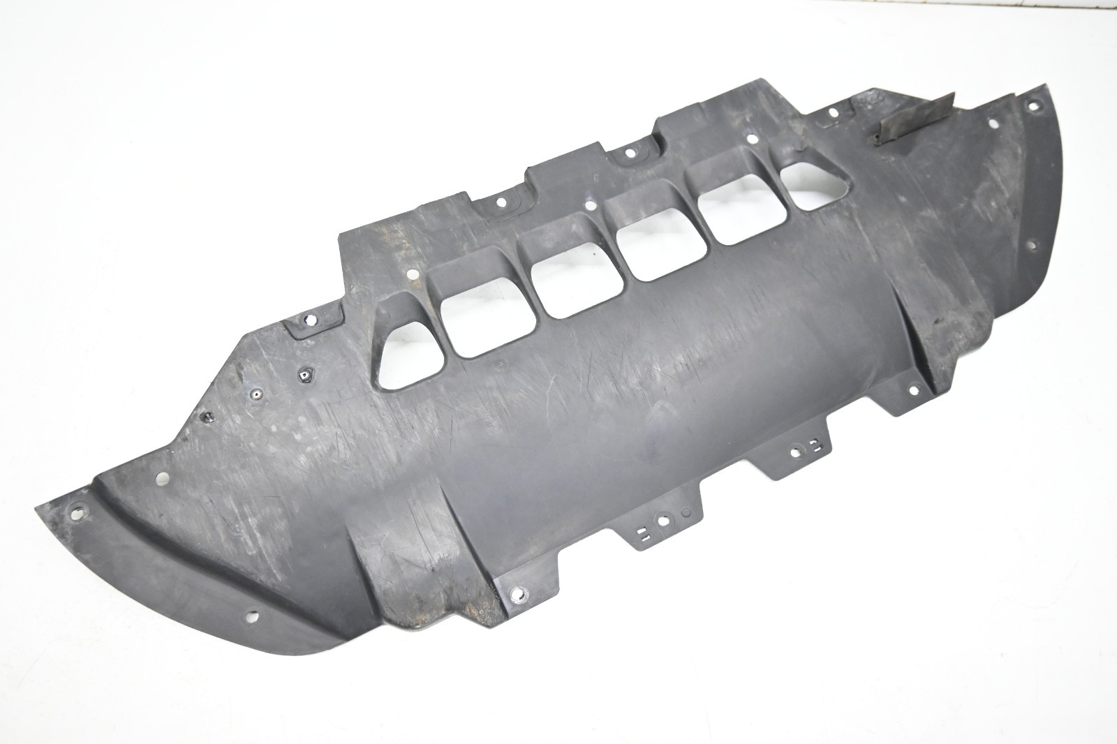 ⭐ 14-22 Maserati Ghibli Front Engine Lower Splash Shield Guard Liner Cover Oem