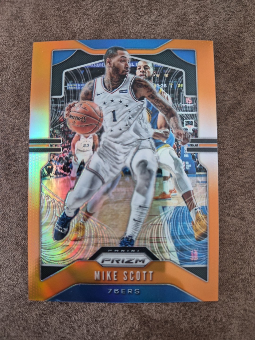 2019-20 Panini Prizm Orange Prizm 08/49 Mike Scott #53 Philadelphia 76ers