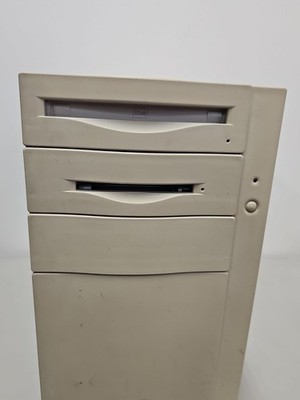 Macintosh Quadra 840av Vintage Apple Tower Computer - UNTESTED
