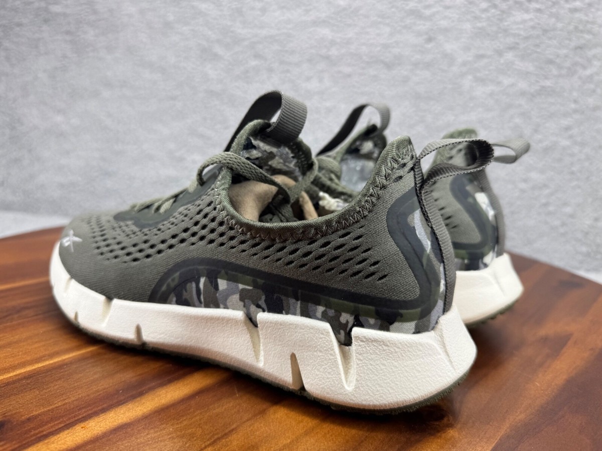 Reebok Women's Zig Tech Zig Sky Sneaker Size 6 GY5838 Green Camo