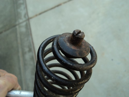 Harley Buddy Seat Helper Springs - Picture 5 of 7