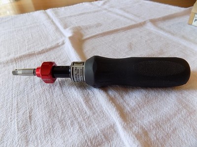 Mountz EMT 6 Ergo Micro Torque Screwdriver  1-6 Nm 1/4'' Drive 6FE024801