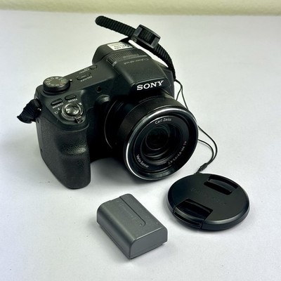 Sony Cybershot DSC-HX200V 18.2MP 30X Zoom Digital Camera Powers On Focus Issue