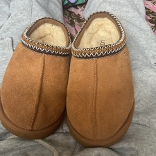 UGG Women's Slip-On Suede Shearling Slippers Brown Size 8 Wool Lined Comfort