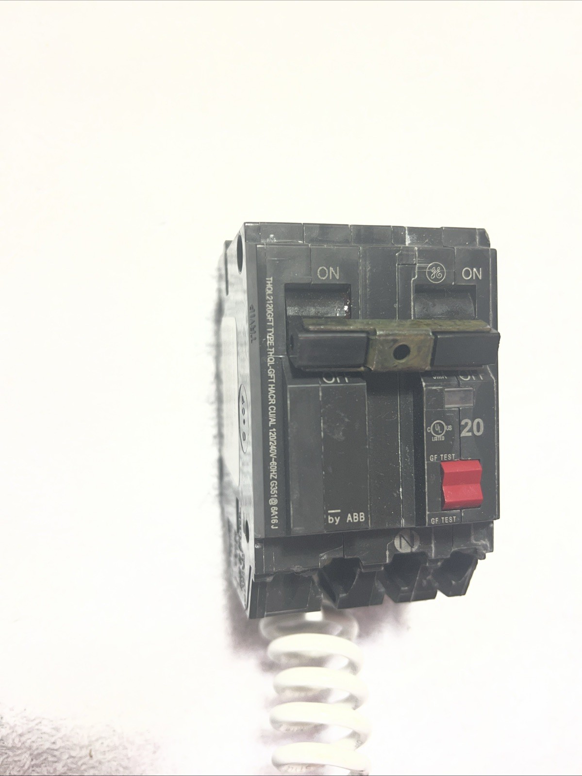 GE THQL2120GFT Mount Type THQL Feeder Ground Fault Circuit Interrupter