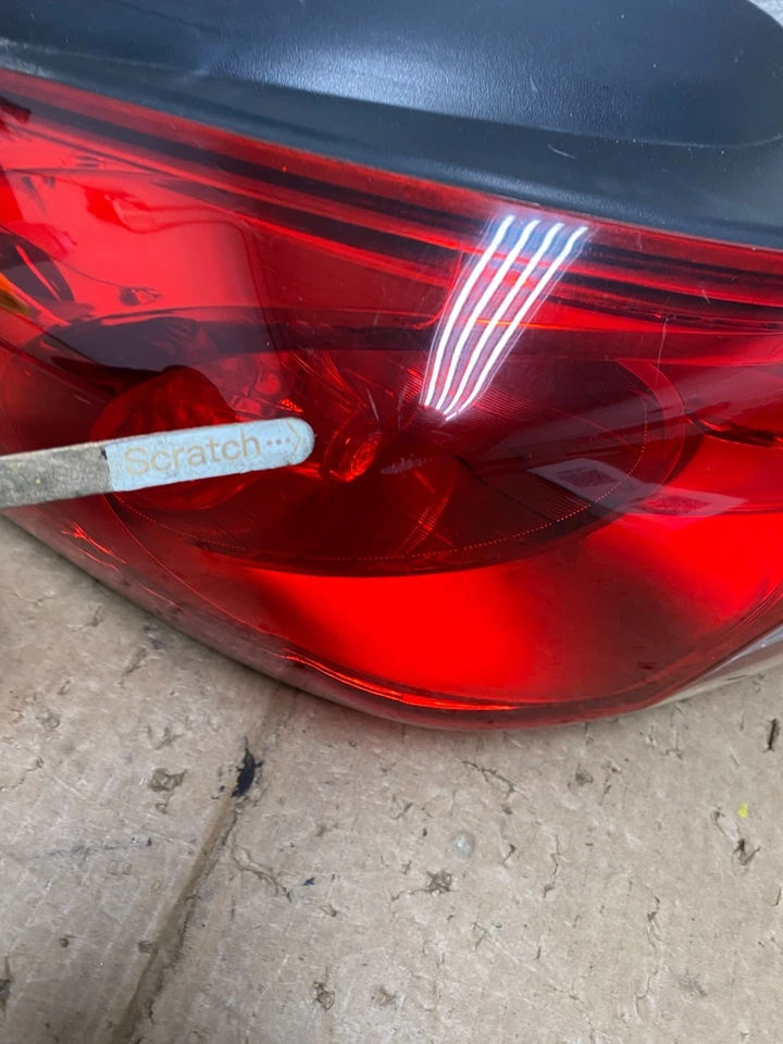 2011 2012 2013 Hyundai Elantra Sedan Left Driver Side Tail Light OEM V3007 DW - Image 4 of 4