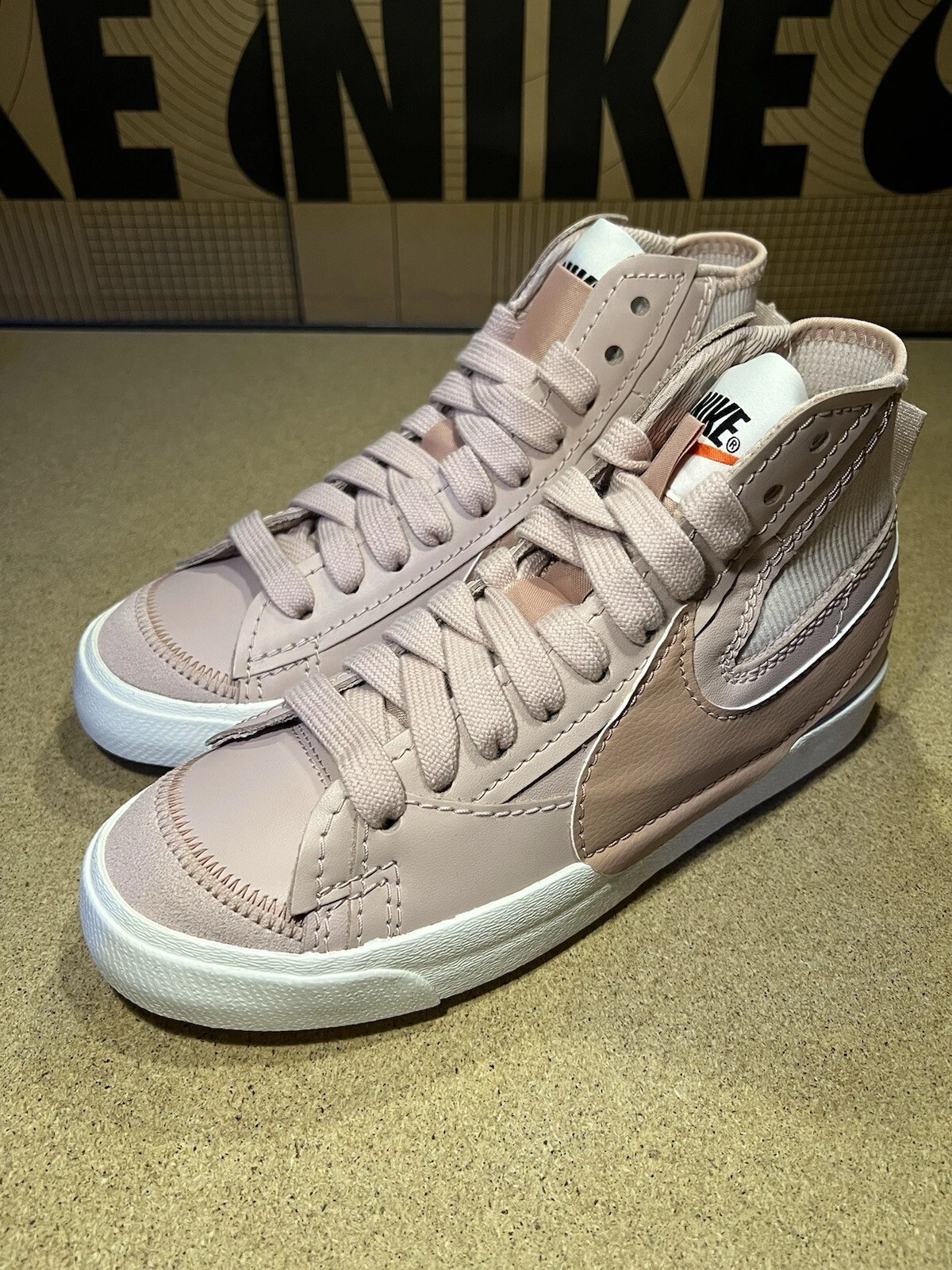 Blazer Nike W taglia 9W 7 5M metà '77 Jumbo 'Oxford rosa' DQ1471 600 NUOVO CON SCATOLA NL