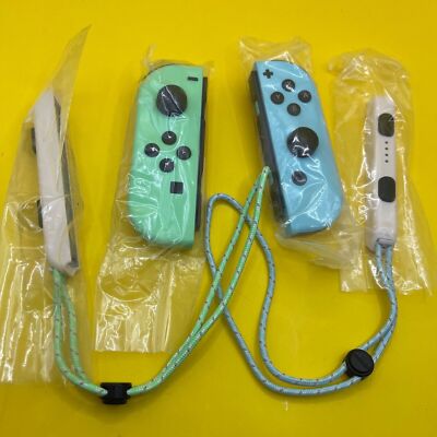 Nintendo Switch Joy-Con Animal Crossing L / R Horizons Edition With Strap NEW
