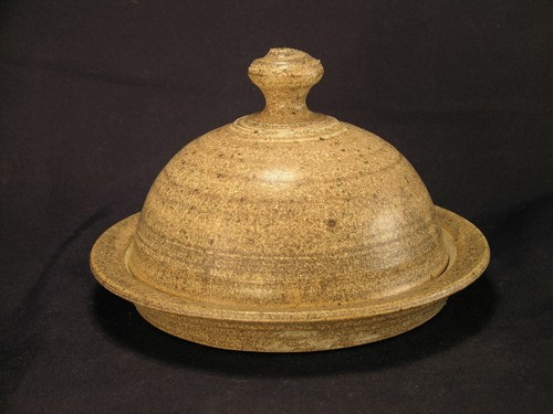 1980s John Jessiman Stoneware Lidded Plate, Fine Condition, 9 1/4" Across 8 1/4" - Picture 3 of 8