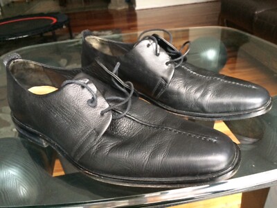 Cole Haan Men display picture 2