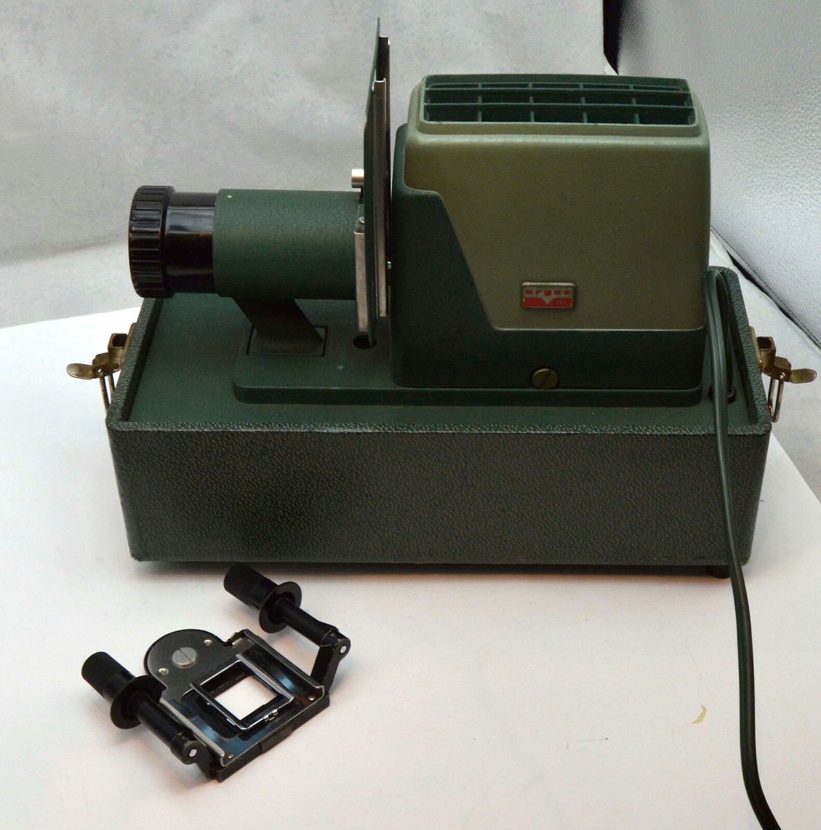 ANCIEN PROJECTEUR DE DIAPOSITIVE Isabelle - en l'état EUR 12,00