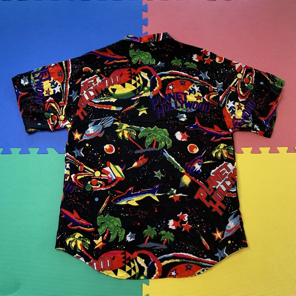 Camisa Hawaiana Vintage Planet Hollywood Talla Grande Años 90’s Botón Estampado Completo Foto 3 de 4