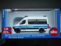 "Siku 2305 Mercedes Benz Sprinter \"Bundespolizei\" \"Super Serie 1:50\" Neu OVP--"