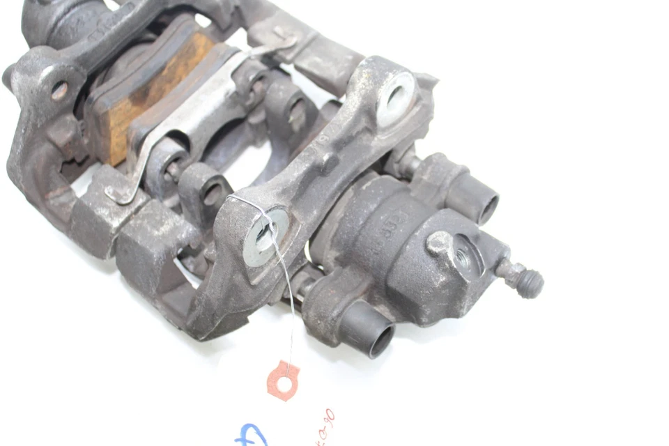 06-07 MERCEDES-BENZ R500 PAR DE PINÇAS DE FREIO TRASEIRAS ESQUERDA E DIREITA Q6169 - Imagem 3 de 4