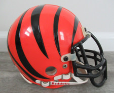 Mini casco de fútbol americano de colección Cincinnati Bengals SharCo Riddell NFL 3 5/8 sin firmar
