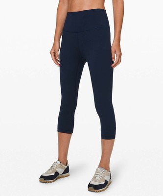NEW LULULEMON Align Crop 21\