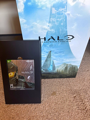 Xbox Halo Campaign Evolved Collector's Edition - all items included