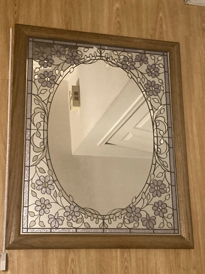 Espejo de pared rectangular de vitral grabado floral de colección años 80 marco de madera 25x30 Foto 4 de 4