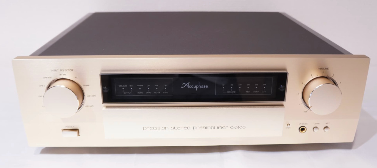 Accuphase C-2400 vintage audio equipment - eBay listing photo 2