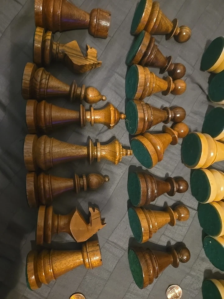 Large Wooden Handmade Chess Pieces Black And White Classic Style 32 Pcs Full Set - Image 2 of 3