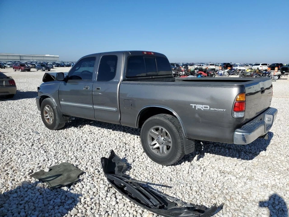 (LOCAL PICKUP ONLY) Back Glass Crew Cab Sliding Without Solar Fits 00-06 TUNDRA Foto 2 de 4