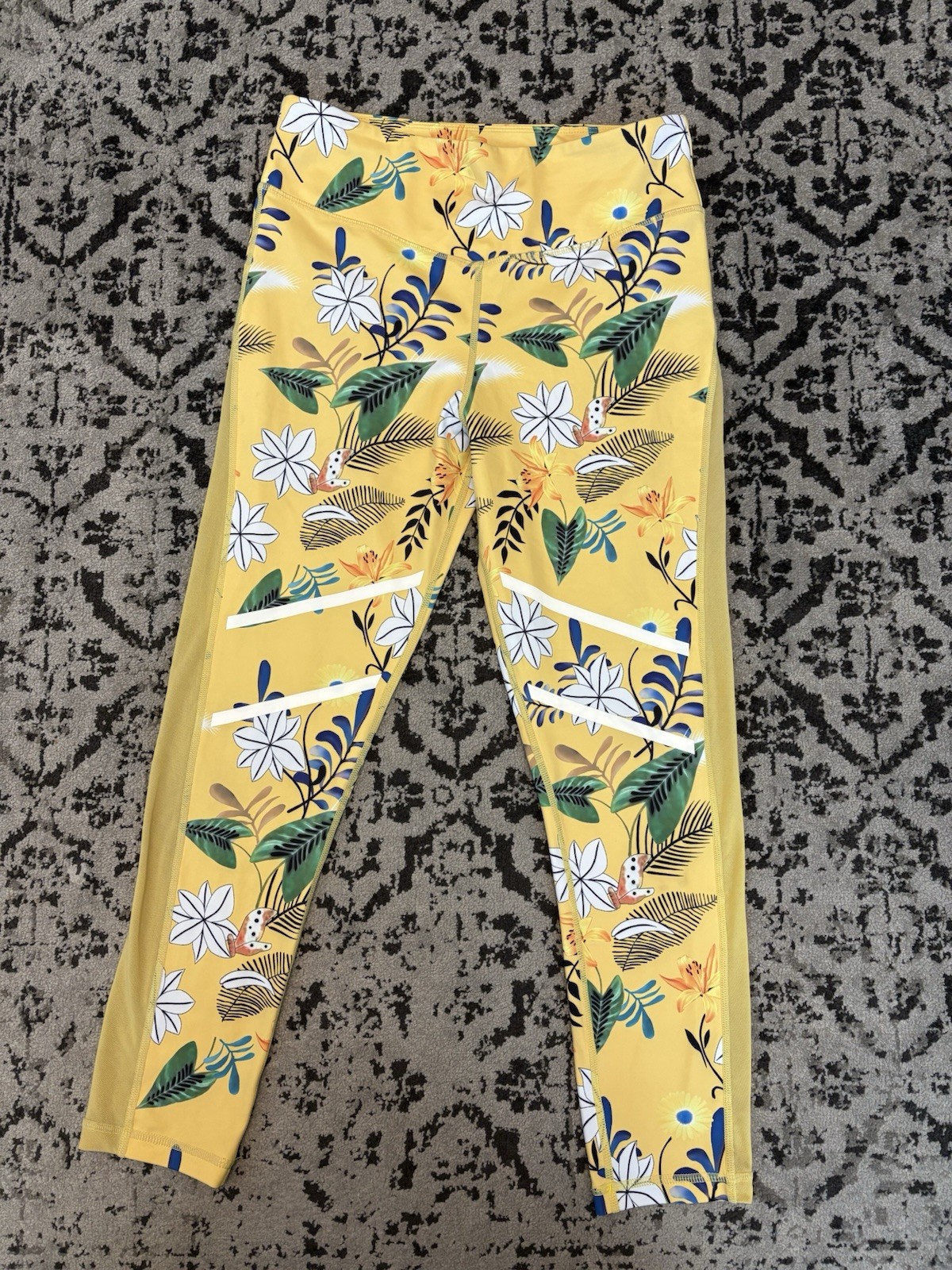 Zyia Active Women’s Yellow Mesh Floral Leggings Size 8/10